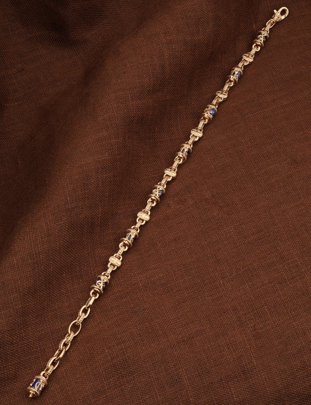 Браслет из золота c лазуритом