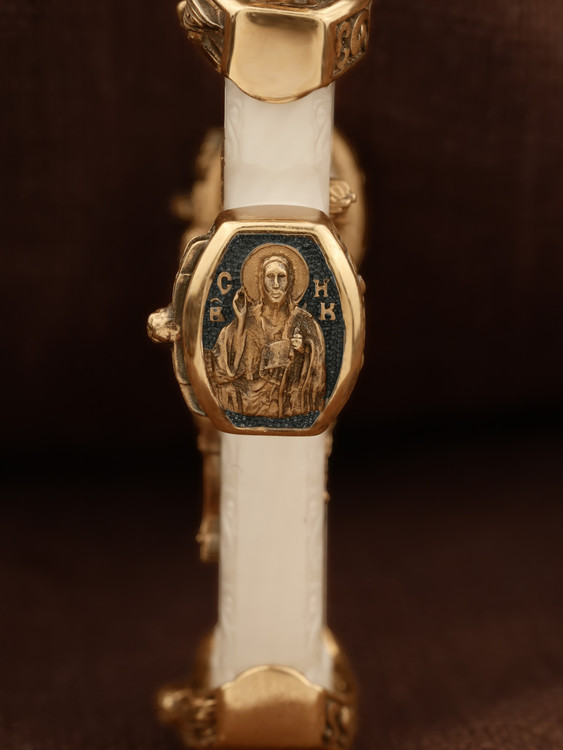 Крест из красного золота 585 пробы c бивнем мамонта