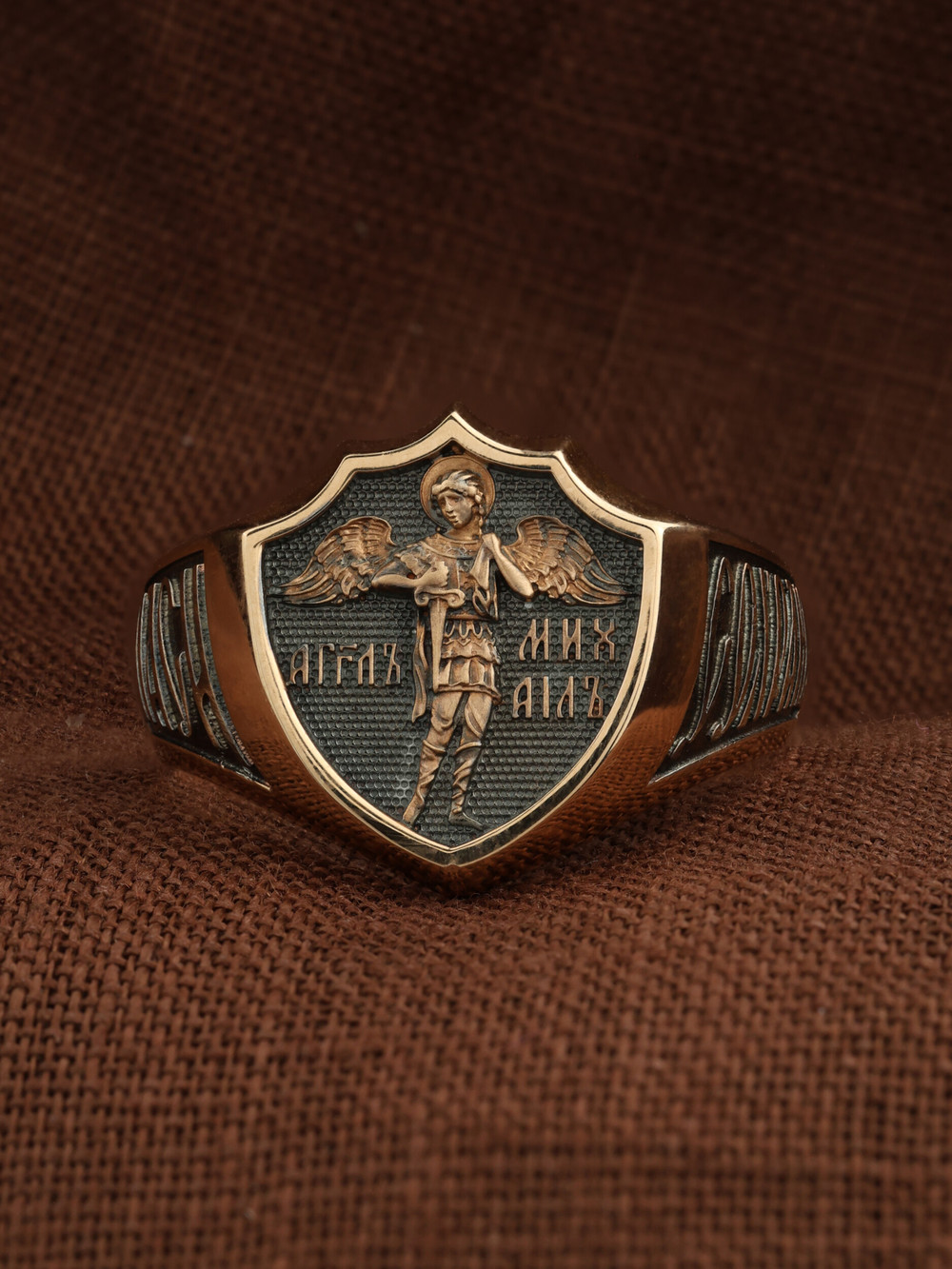 Кольцо из красного золота 585 пробы