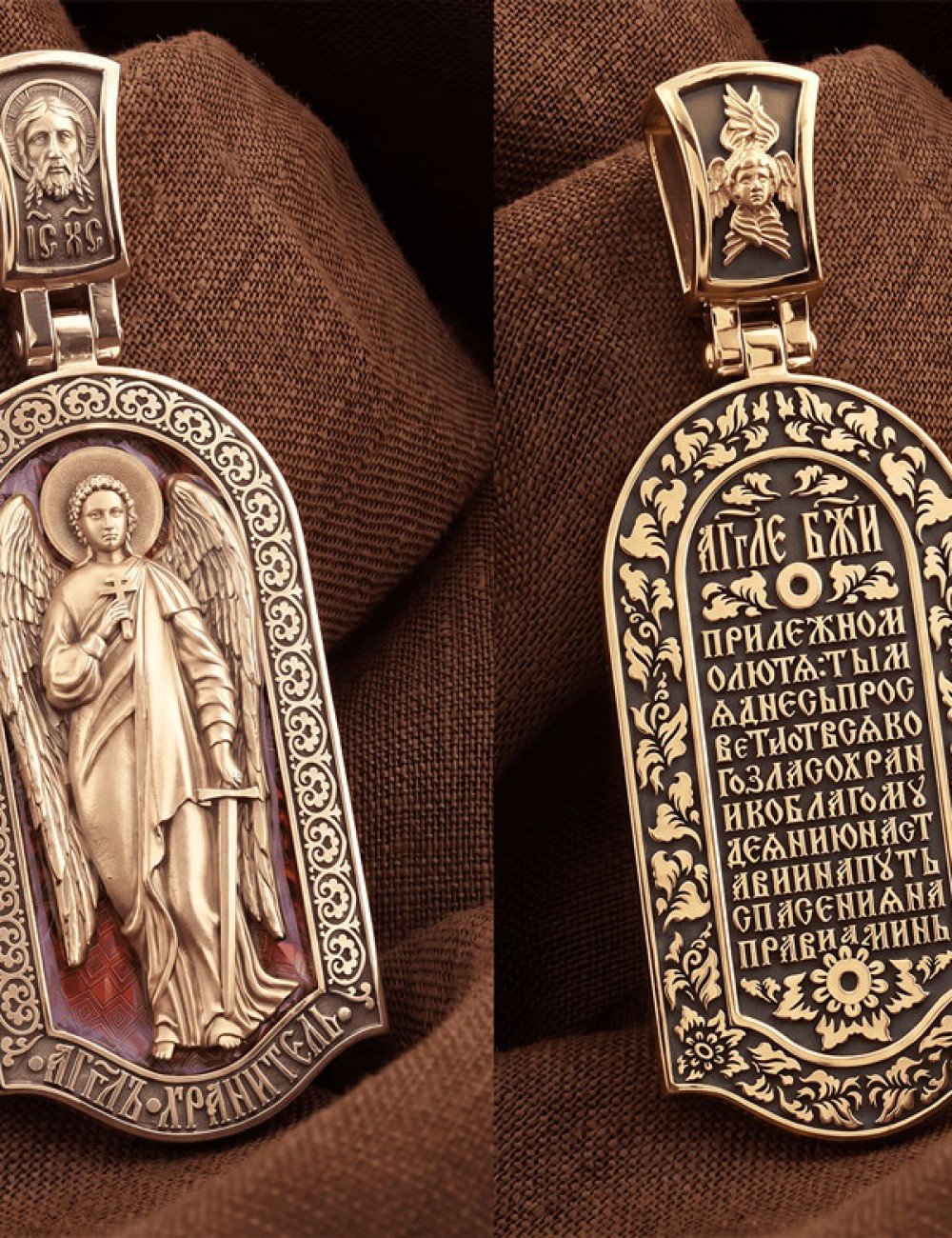 Образок из золота c эмалью