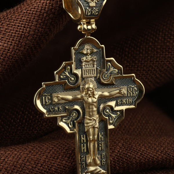 Крест из лимонного золота 585 пробы