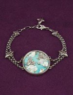 Браслет из белого золота c бирюзой и перламутром