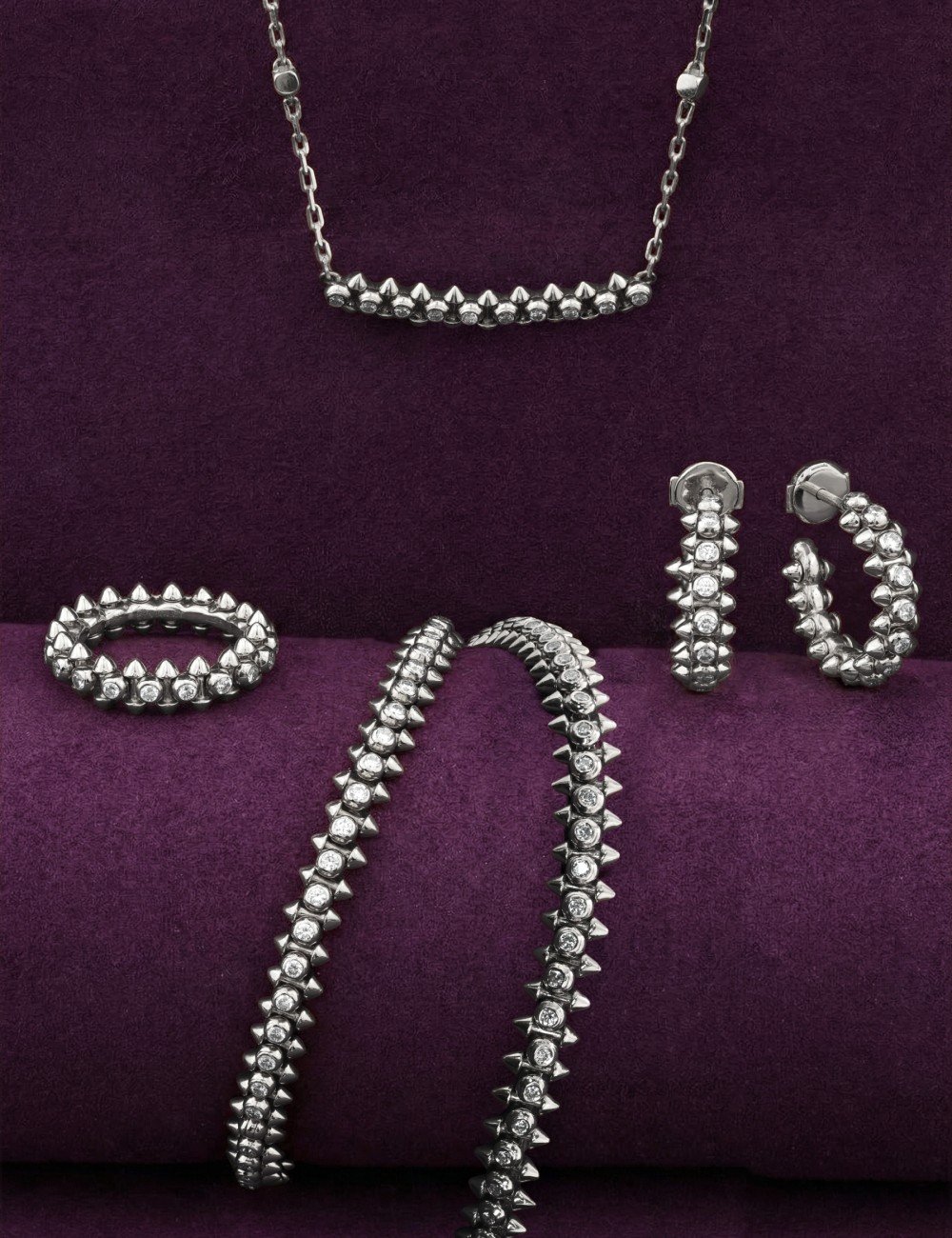 Серьги из белого золота c бриллиантами