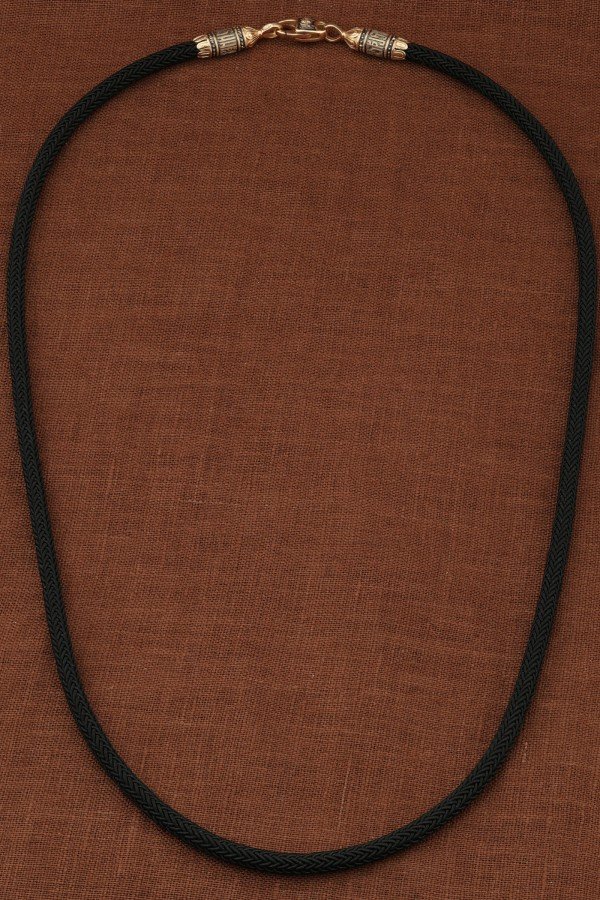 Шнурок шёлковый из золота c шёлковым шнурком