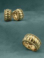 Серьги из лимонного золота