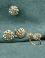 Подвеска из лимонного золота c бриллиантами