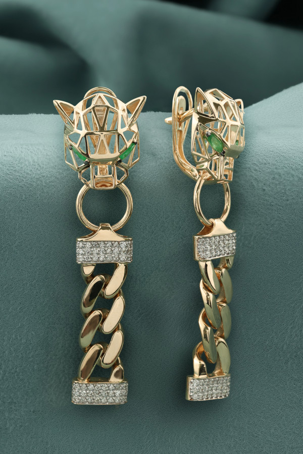 Серьги из красного золота 585 пробы c бриллиантами и изумрудом