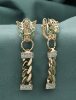 Серьги из золота c бриллиантами и изумрудом