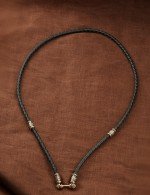 Гайтан из золота c кожаным шнурком