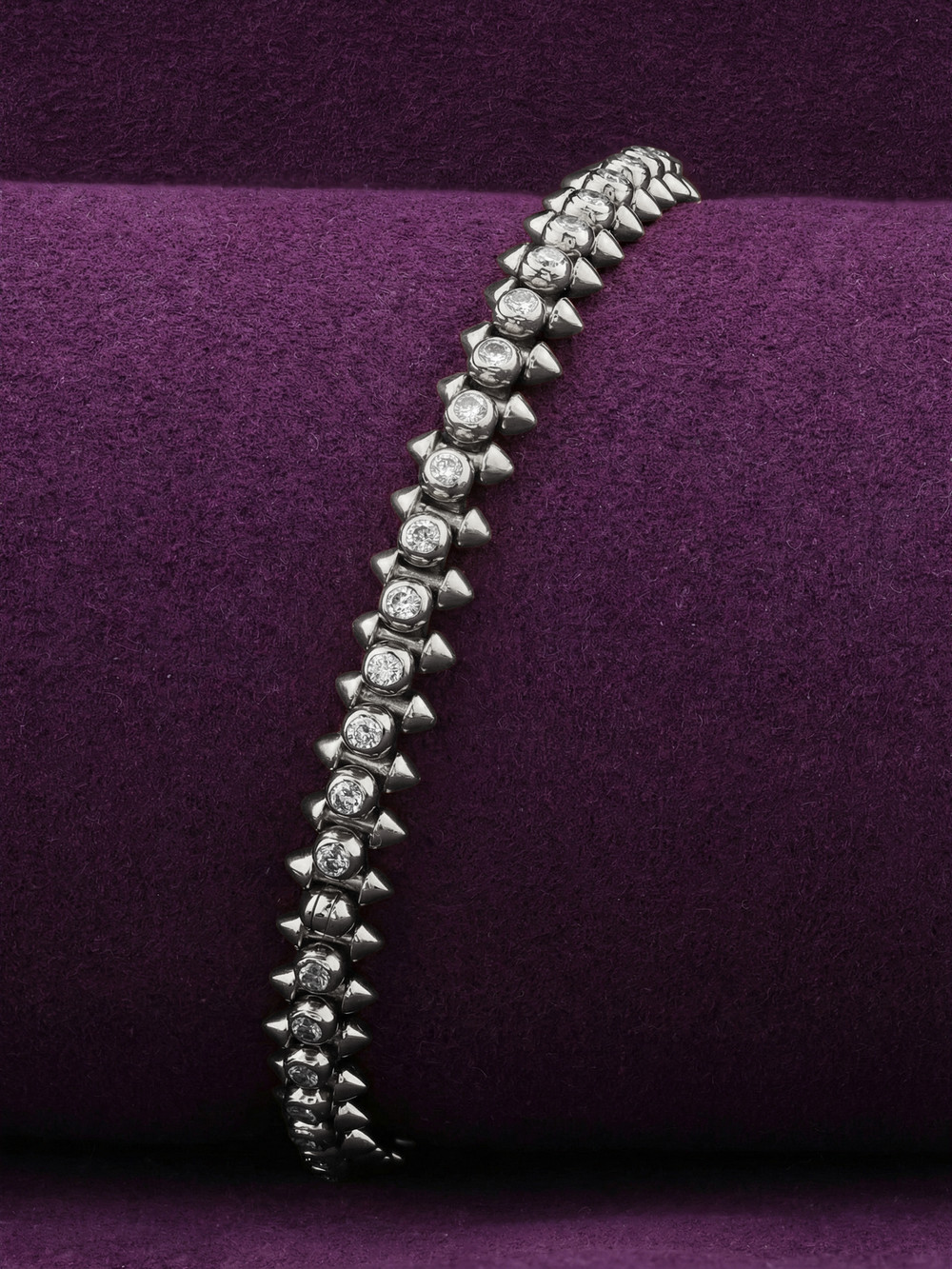 Браслет из белого золота 585 пробы c бриллиантами