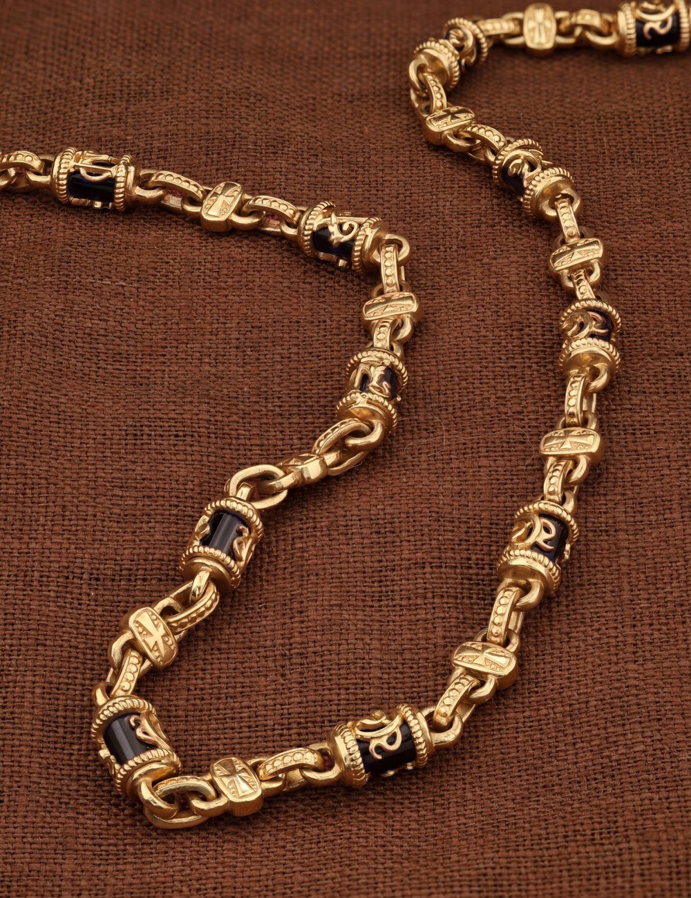 Цепь из золота c ониксом