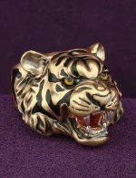 Кольцо из лимонного золота c эмалью