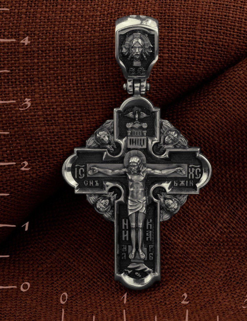 Крест из белого золота