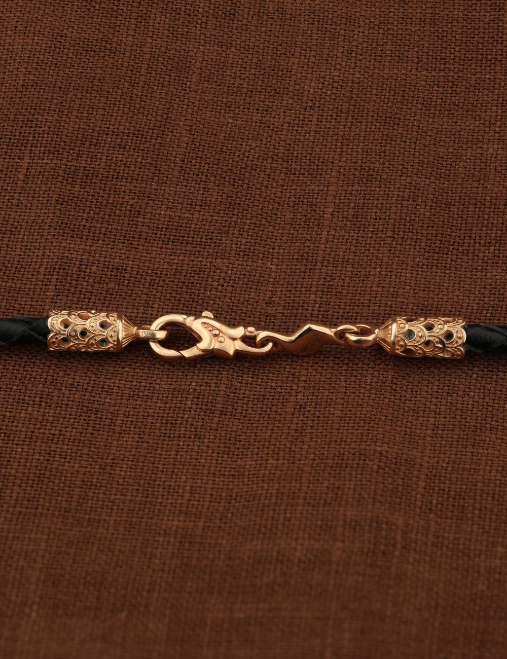 Гайтан из золота c кожаным шнурком