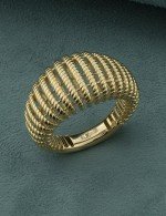 Кольцо из лимонного золота