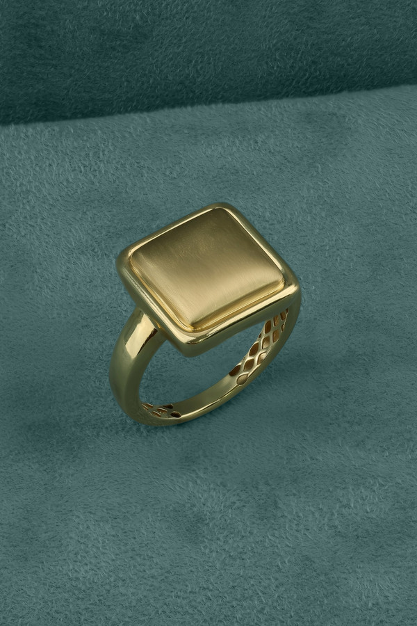 Кольцо из лимонного золота 585 пробы