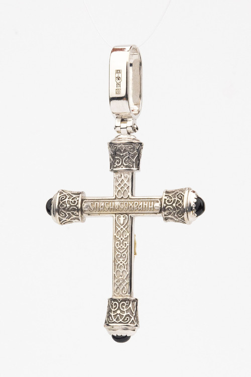 Крест из белого золота 585 пробы c ониксом