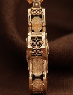 Крест из золота c эбеновым деревом