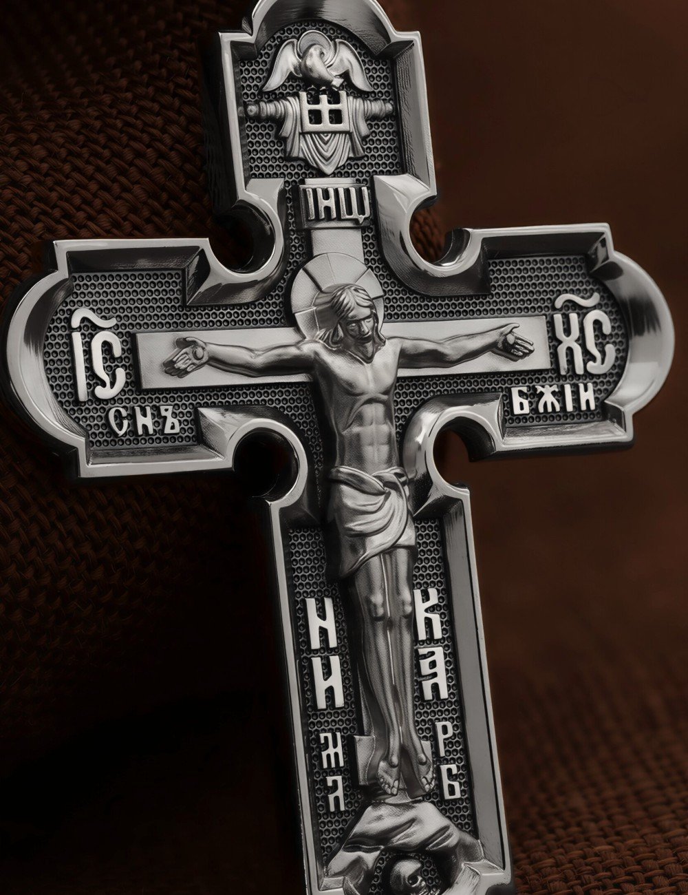 Крест из белого золота