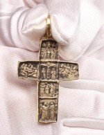 Крест из зелёного золота