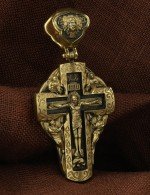 Крест из лимонного золота