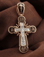 Крест из золота c эмалью