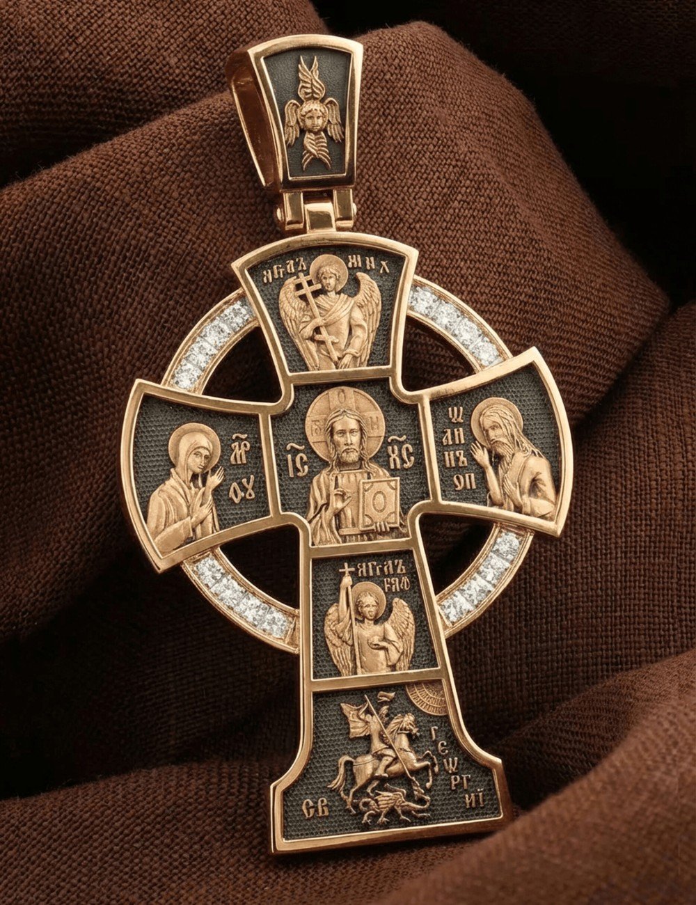 Крест из золота c бриллиантами