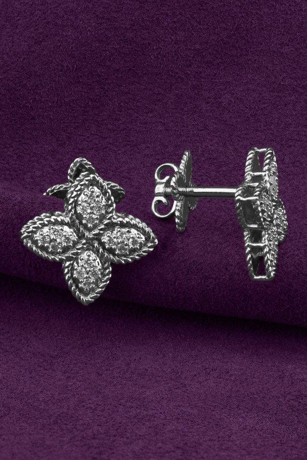 Серьги из белого золота c бриллиантами