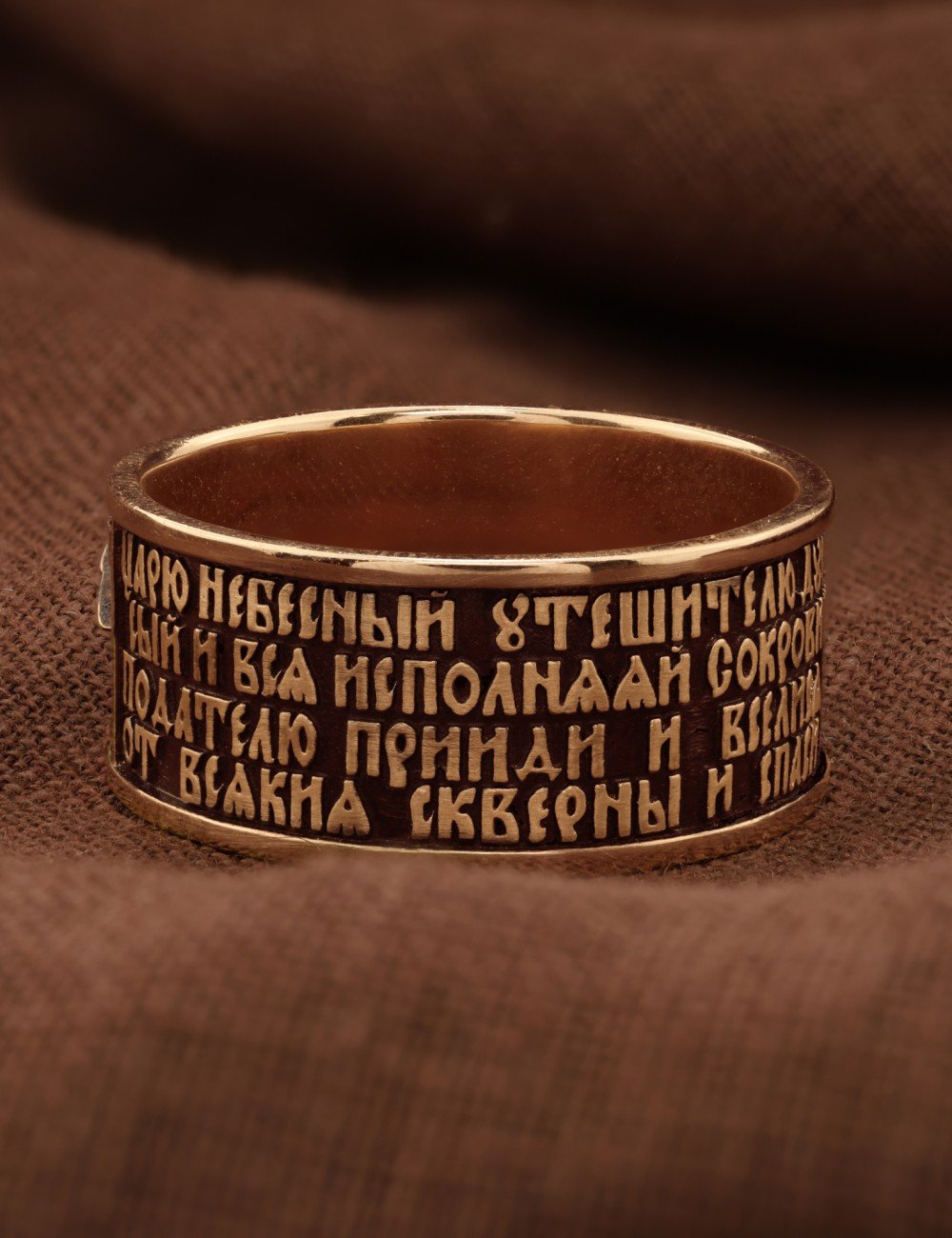 Кольцо из золота