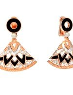 Серьги из золота c жемчугом, ониксом и перламутром