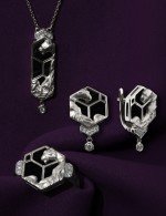 Серьги из белого золота c бриллиантами и ониксом