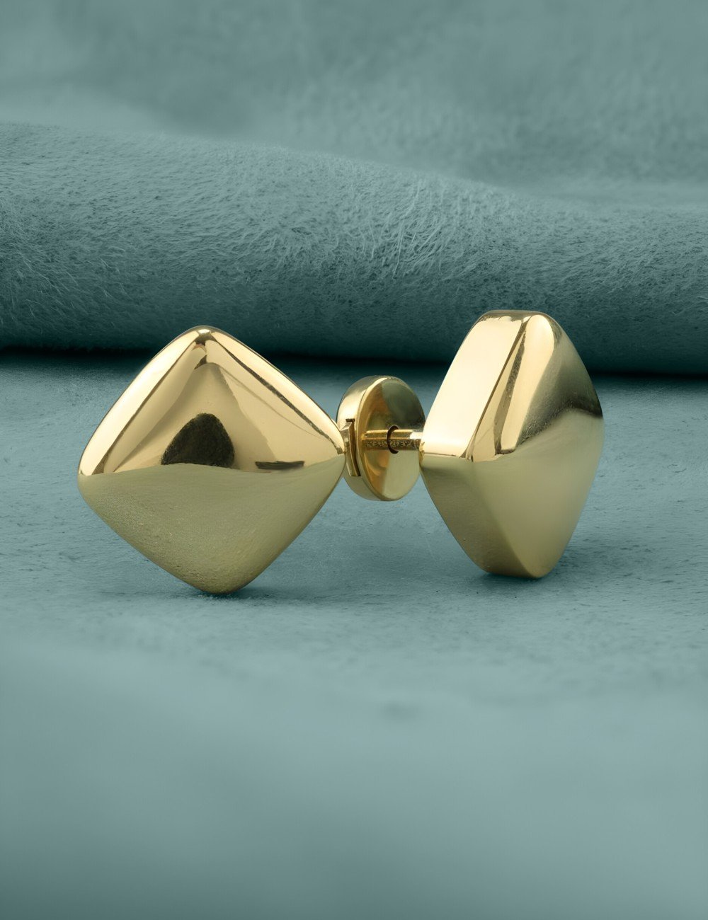 Серьги из лимонного золота