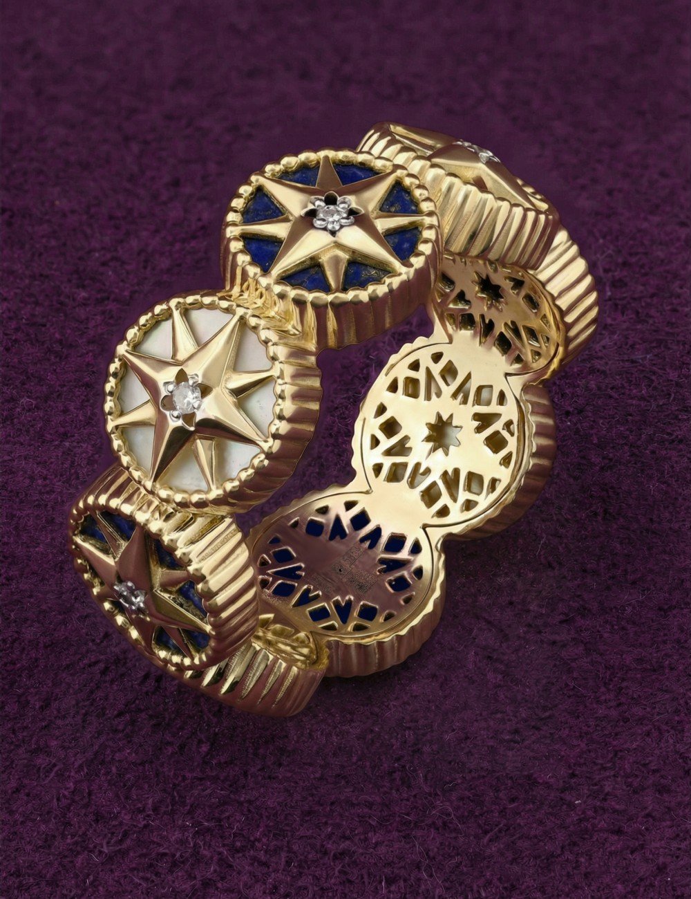 Кольцо из лимонного золота c бриллиантами, лазуритом и перламутром