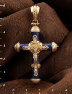 Крест из золота c ониксом и лазуритом