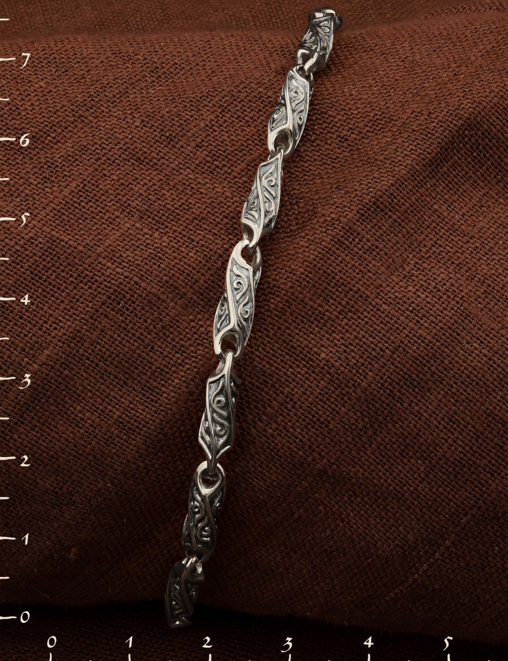 Браслет из белого золота