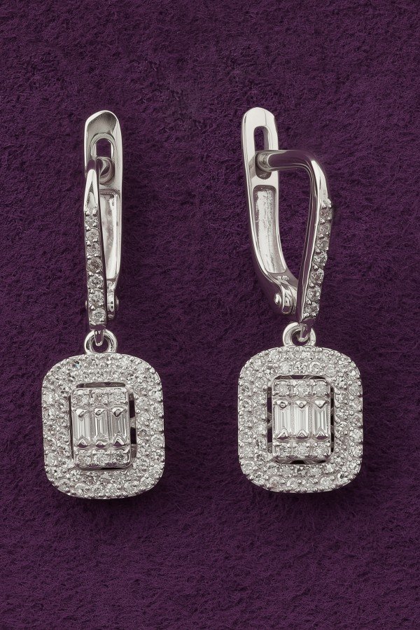 Серьги из белого золота c бриллиантами