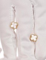 Серьги из лимонного золота c перламутром