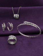 Серьги из белого золота c бриллиантами