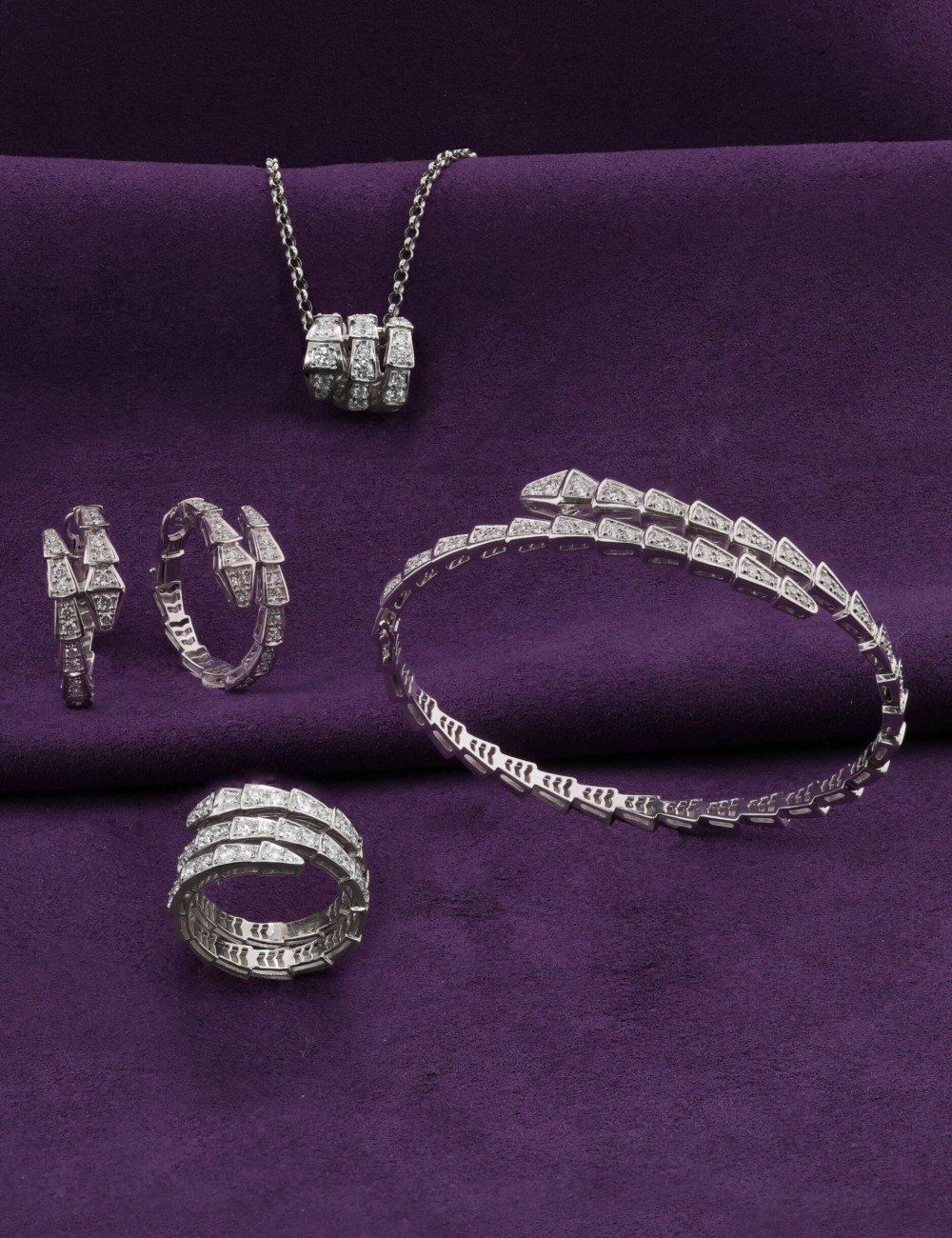 Серьги из белого золота c бриллиантами