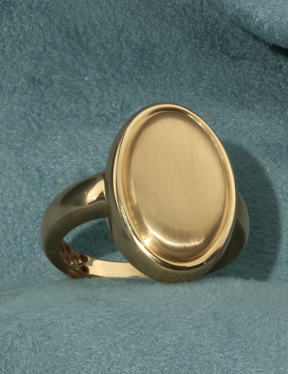 Кольцо из золота