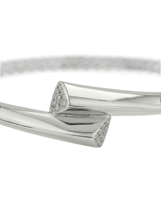 Браслет из белого золота 585 пробы c бриллиантами