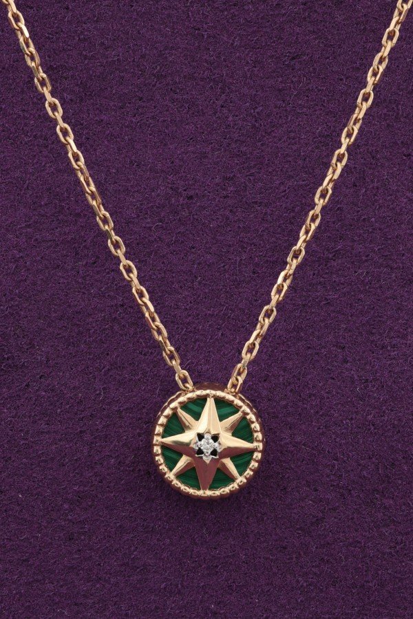 Колье из золота c бриллиантами и малахитом