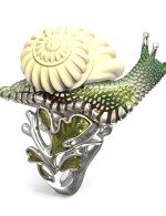 Кольцо из белого золота c эмалью и бивнем мамонта