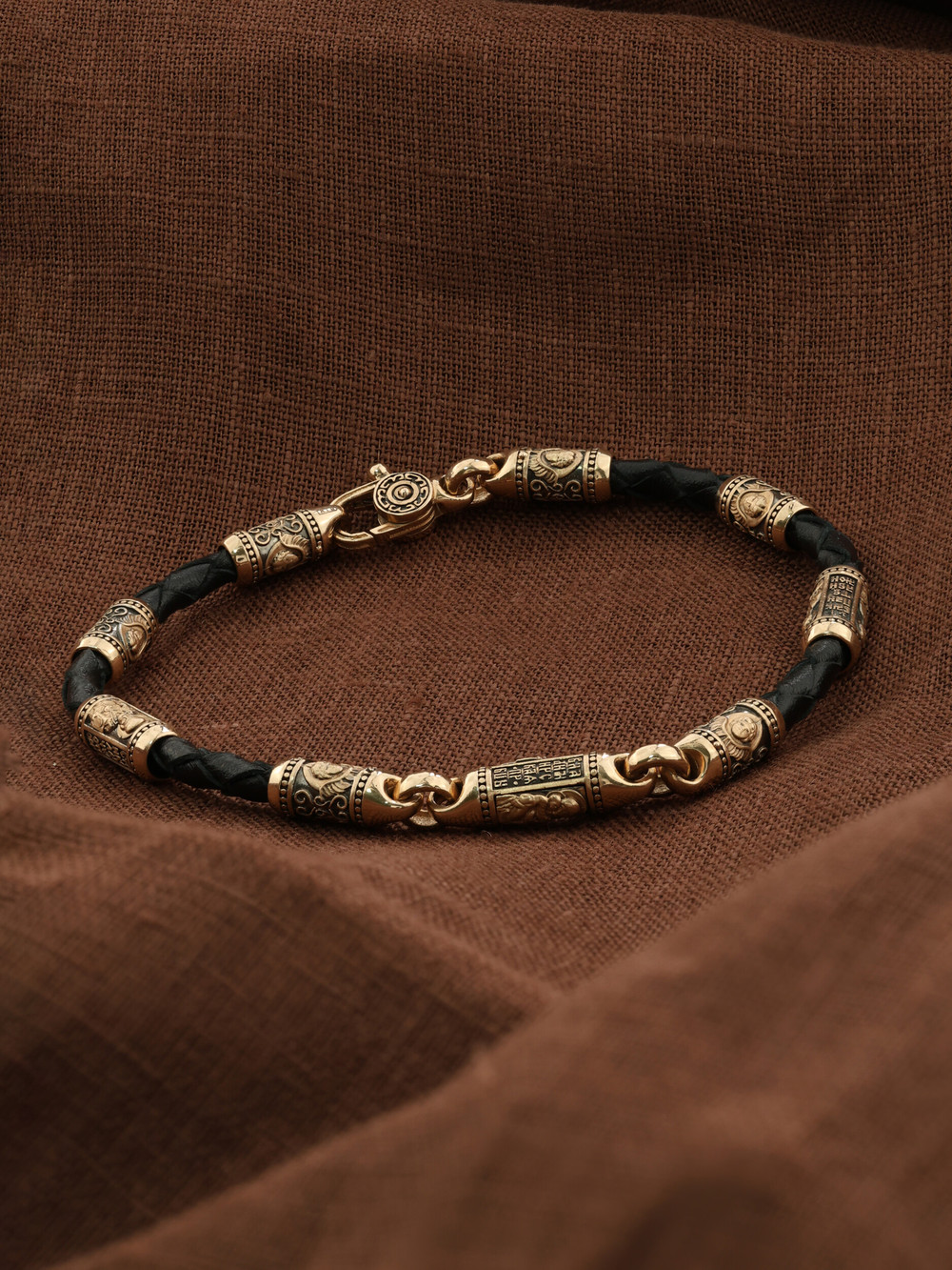 Браслет-шнурок из красного золота 585 пробы c кожаным шнурком