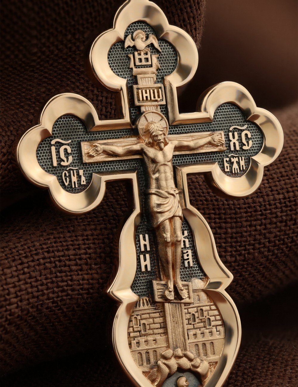 Крест из золота