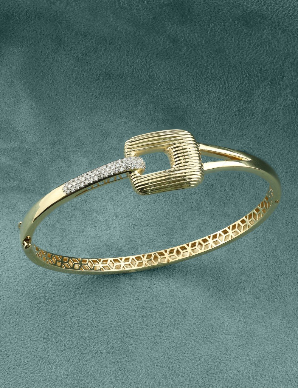 Браслет из лимонного золота c бриллиантами