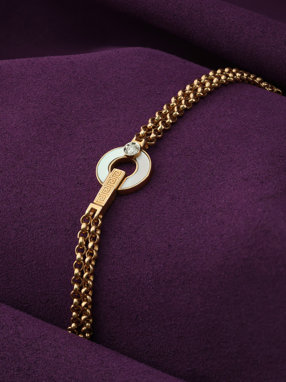 Браслет из красного золота 585 пробы c бриллиантами и перламутром