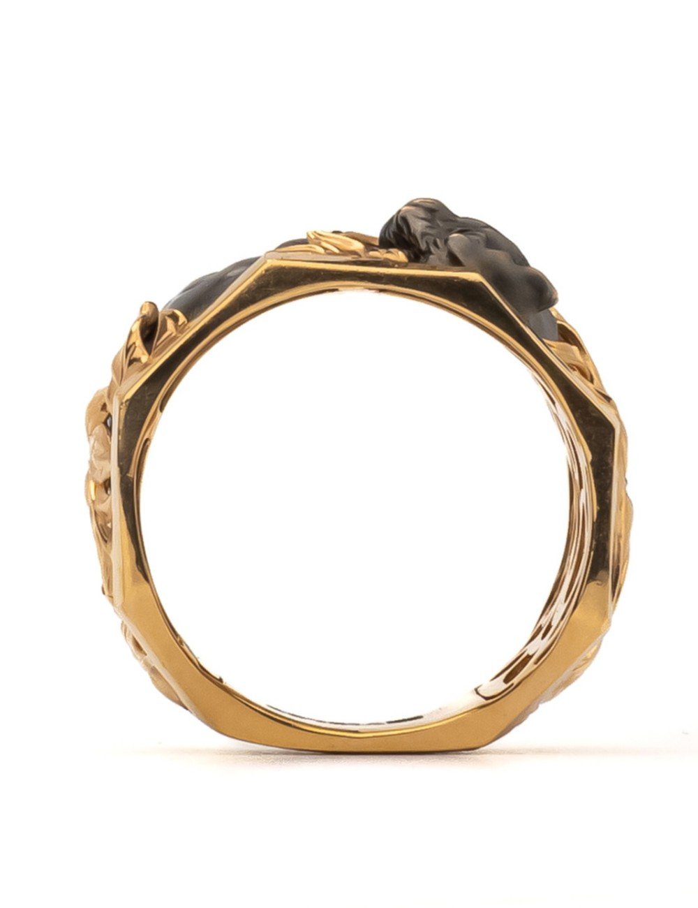 Кольцо из золота