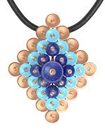 Подвеска из золота c бирюзой и лазуритом