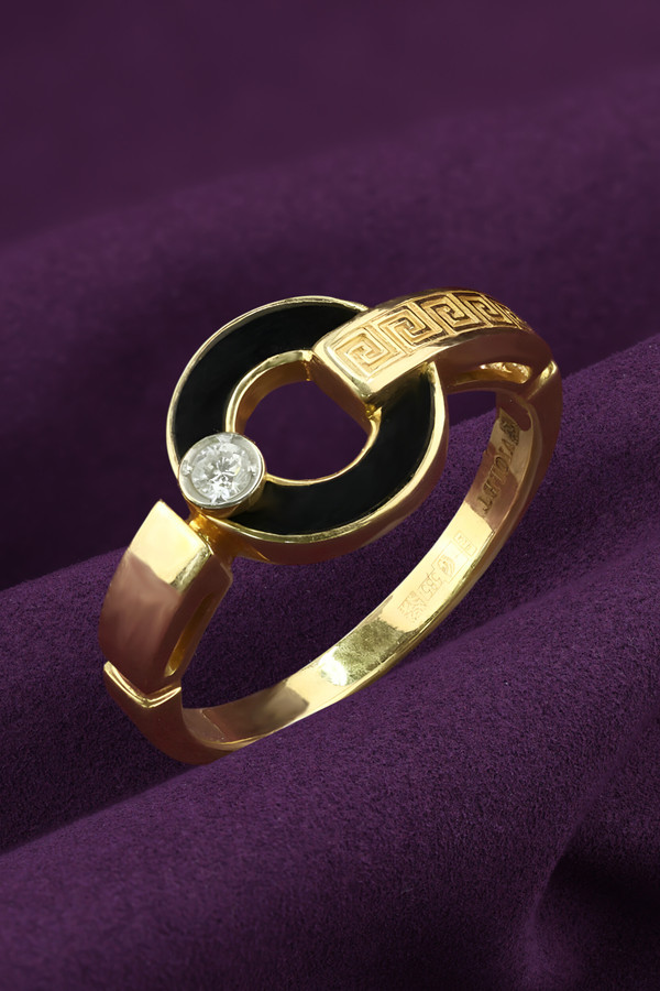 Кольцо из лимонного золота 585 пробы c бриллиантами и ониксом